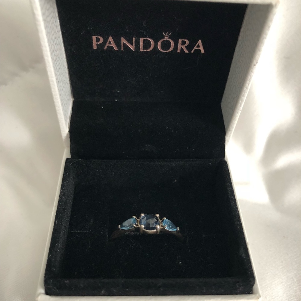Pandora ring